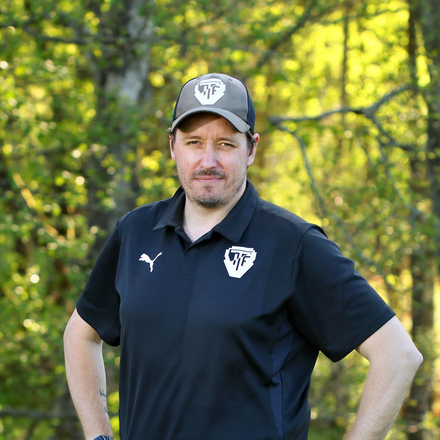 Henrik Broström