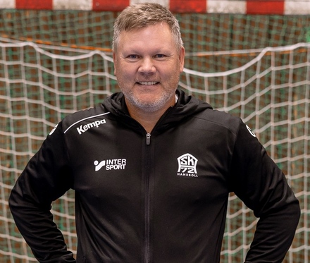 Henrik Lindfors