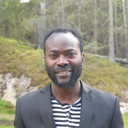 Tonton Moukoko Zola
